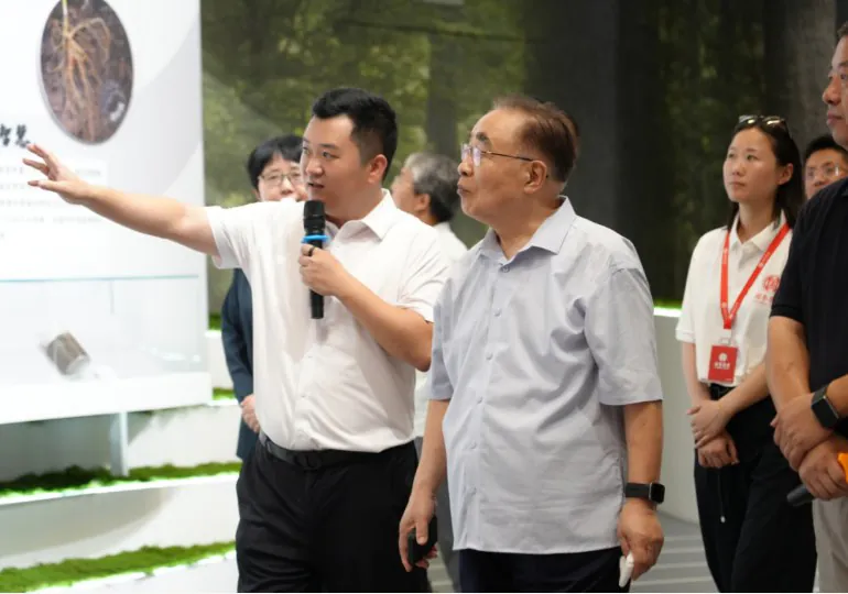 张伯礼院士把脉通化人参产业升级